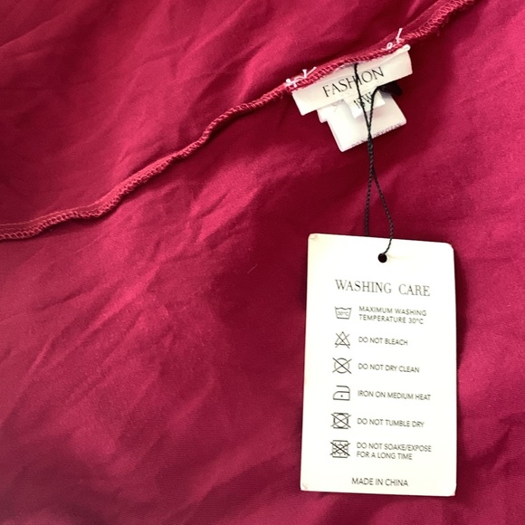 Pinup Fashion 18W Raspberry dress. NWOT. Adjustable top. - Picture 5 of 6